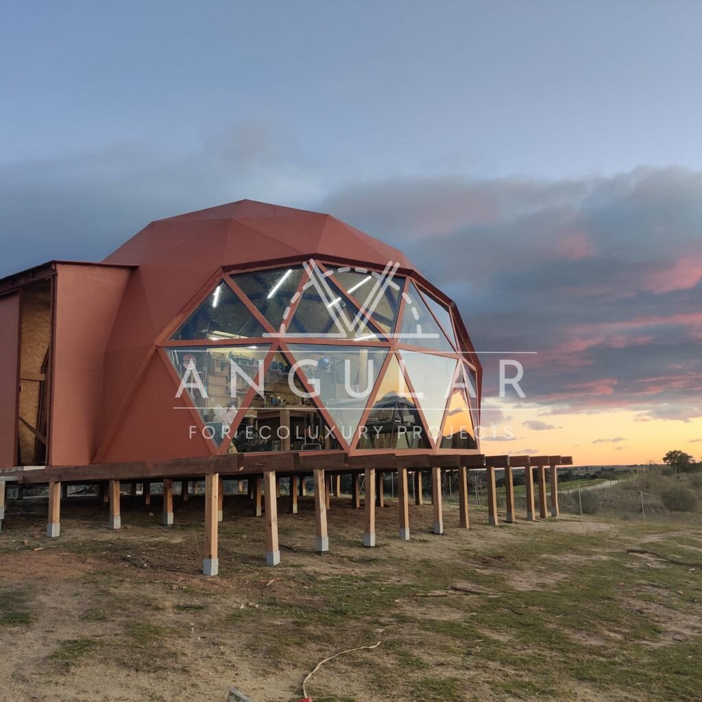 Fabricantes Domos de lujo de madera para Glamping ECOLUXURY
